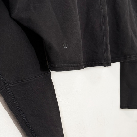 Lululemon Perfectly Oversized Cropped Crew, Black size 2 - Picture 5 of 5